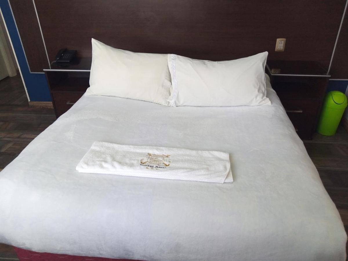 Hostal Naval Hotell La Paz Exteriör bild